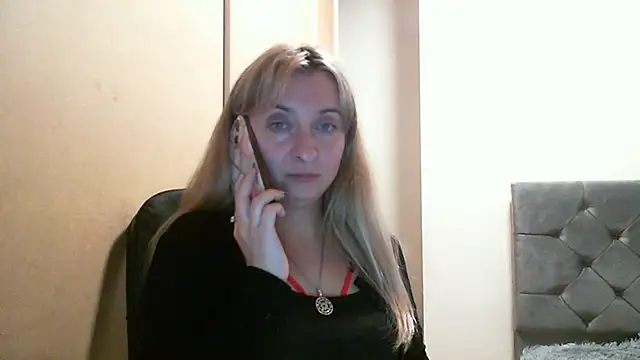 SusanCurt online show from 23, 10, 2025