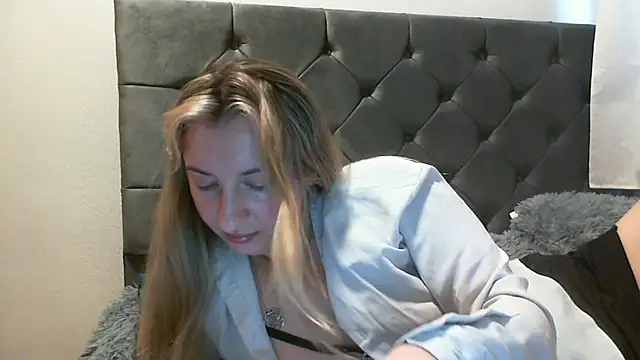 SusanCurt online show from 28, 10, 2025