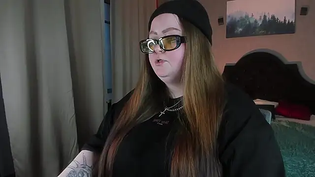 Snapshot of EMMA__CONNOR chatting on 23, 1, 2025 EMMA CONNOR online show from 23, 1, 2025