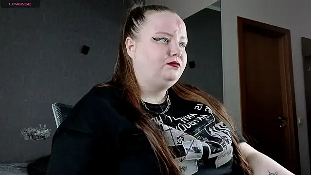 Snapshot of EMMA__CONNOR chatting on 15, 9, 2025 EMMA CONNOR online show from 15, 9, 2025