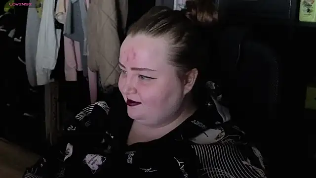 Snapshot of EMMA__CONNOR chatting on 15, 10, 2025 EMMA CONNOR online show from 15, 10, 2025