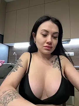 Snapshot of Wet__Bunny chatting on 30, 10, 2025 Wet Bunny online show from 30, 10, 2025