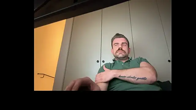 Snapshot of mrbigballs chatting on 11, 2, 2026 mrbigballs online show from 11, 2, 2026