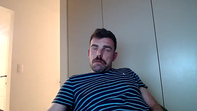 Snapshot of mrbigballs chatting on 3, 5, 2026 mrbigballs online show from 3, 5, 2026