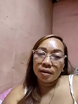 asianwet4u online show from 18, 9, 2025