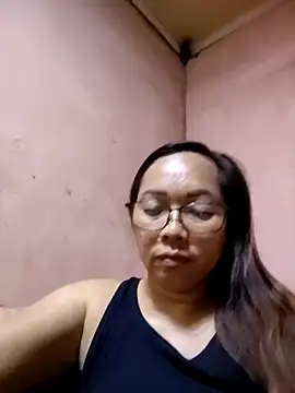 Snapshot of asianwet4u chatting on 21, 4, 2026 asianwet4u online show from 21, 4, 2026