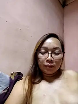 Snapshot of asianwet4u chatting on 8, 5, 2026 asianwet4u online show from 8, 5, 2026