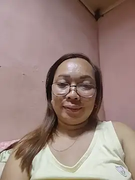 Snapshot of asianwet4u chatting on 27, 5, 2026 asianwet4u online show from 27, 5, 2026