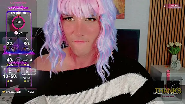 Snapshot of HelenSpellman chatting on 14, 4, 2026 HelenSpellman online show from 14, 4, 2026