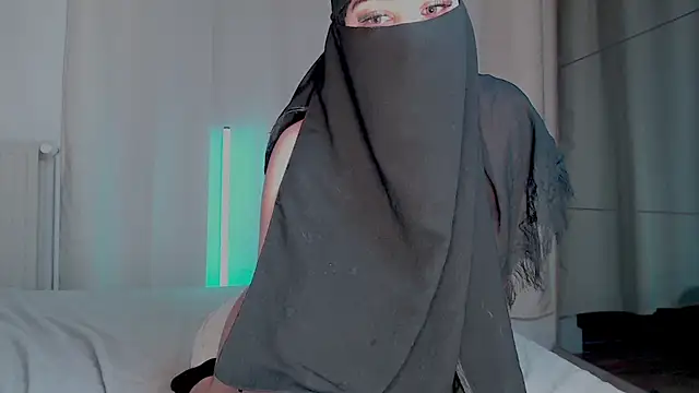Snapshot of sweet_diazzz chatting on 14, 3, 2025 sweet diazzz online show from 14, 3, 2025