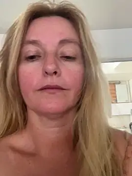 moniquerainx online show from 7, 3, 2026