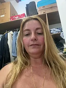 moniquerainx online show from 19, 6, 2026