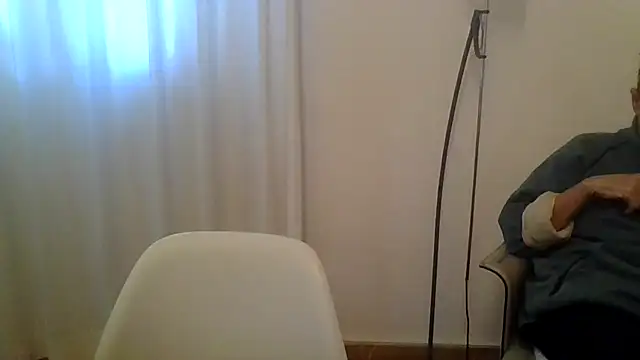 Snapshot of ANONIMO7735 chatting on 8, 11, 2025 ANONIMO7735 online show from 8, 11, 2025