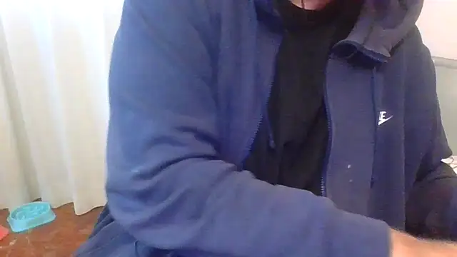 Snapshot of ANONIMO7735 chatting on 11, 11, 2025 ANONIMO7735 online show from 11, 11, 2025