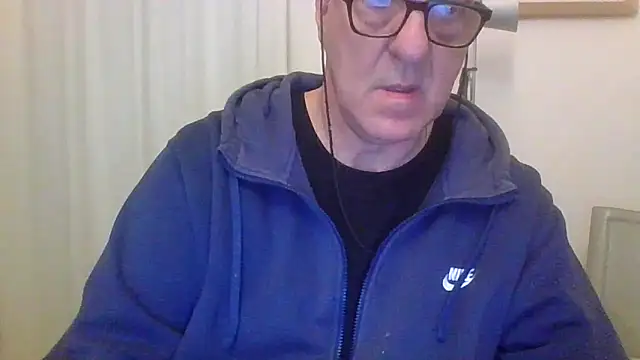 Snapshot of ANONIMO7735 chatting on 11, 11, 2025 ANONIMO7735 online show from 11, 11, 2025