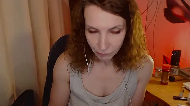 Snapshot of JohansonKatie chatting on 20, 1, 2025 JohansonKatie online show from 20, 1, 2025