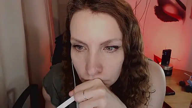 Snapshot of JohansonKatie chatting on 27, 1, 2025 JohansonKatie online show from 27, 1, 2025