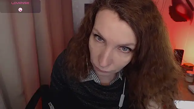 Snapshot of JohansonKatie chatting on 13, 2, 2025 JohansonKatie online show from 13, 2, 2025