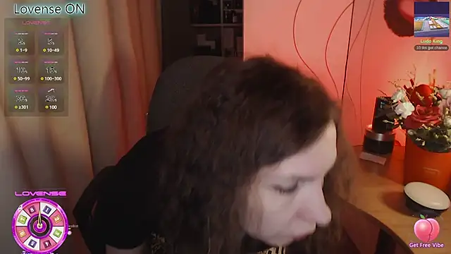 Snapshot of JohansonKatie chatting on 17, 2, 2025 JohansonKatie online show from 17, 2, 2025