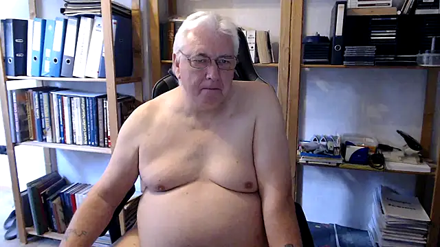 SchwanzhureXXL online show from 10, 6, 2026