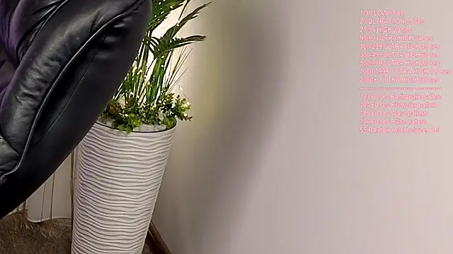 Snapshot of vikkusya chatting on 14, 3, 2026 vikkusya online show from 14, 3, 2026