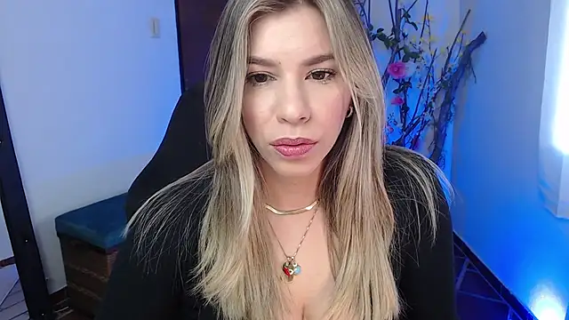 Snapshot of ms_sofia_x chatting on 29, 10, 2025 ms sofia x online show from 29, 10, 2025