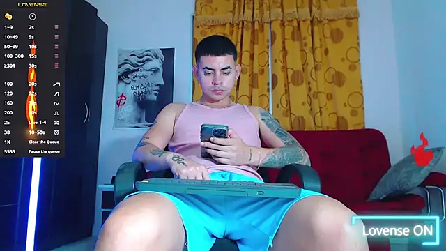 Snapshot of Lobito_xxxl chatting on 7, 10, 2025 Lobito xxxl online show from 7, 10, 2025