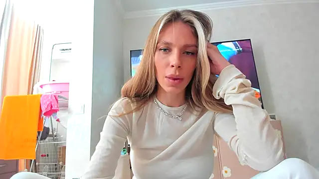 Snapshot of Iris_cherry chatting on 29, 1, 2025 Iris cherry online show from 29, 1, 2025