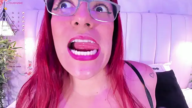 naughty flower18 online show from 31, 1, 2025