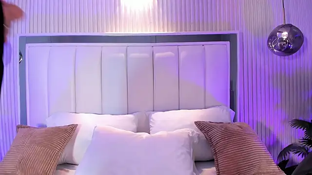 Snapshot of naughty_flower18 chatting on 3, 2, 2026 naughty flower18 online show from 3, 2, 2026