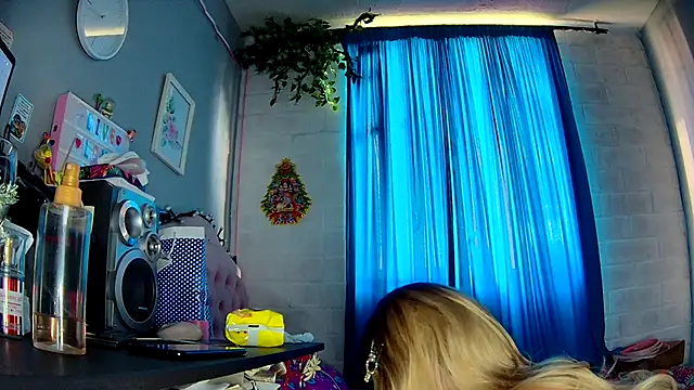 Taylor Cum Hot online show from 14, 1, 2025