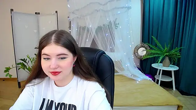 NicoleFoxery online show from 9, 3, 2025