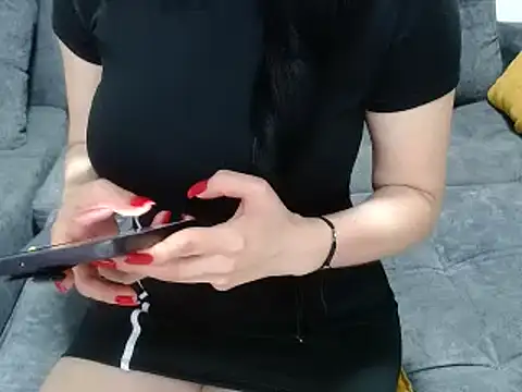 kamila-diablita online show from 6, 12, 2024