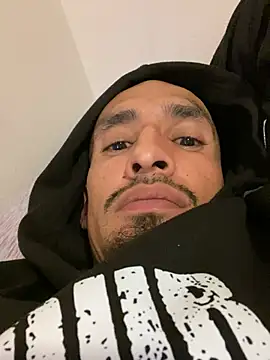 Snapshot of Prettyboiflaco chatting on 31, 12, 2024 Prettyboiflaco online show from 31, 12, 2024