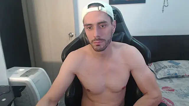 Snapshot of samuelgarcia_ chatting on 18, 3, 2025 samuelgarcia online show from 18, 3, 2025