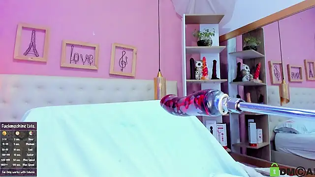 Snapshot of leylla_ chatting on 11, 9, 2025 leylla online show from 11, 9, 2025