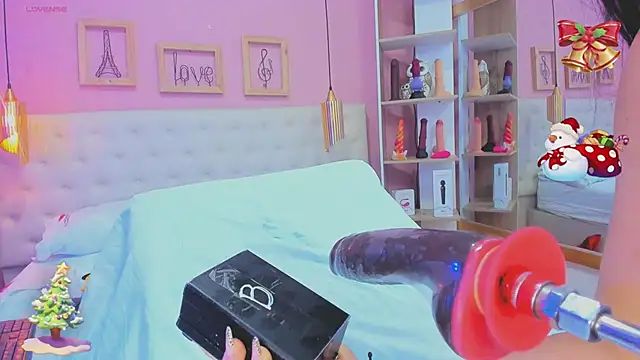 Snapshot of leylla_ chatting on 17, 12, 2025 leylla online show from 17, 12, 2025