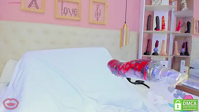 Snapshot of leylla_ chatting on 9, 4, 2026 leylla online show from 9, 4, 2026