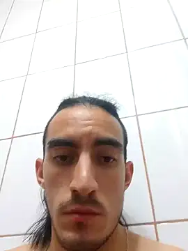 Snapshot of TommyMomentum chatting on 17, 1, 2025 TommyMomentum online show from 17, 1, 2025