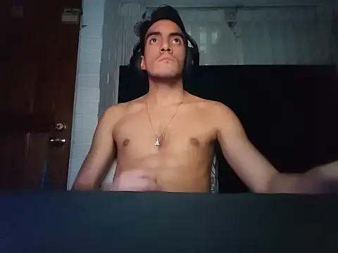 Snapshot of TommyMomentum chatting on 17, 3, 2026 TommyMomentum online show from 17, 3, 2026