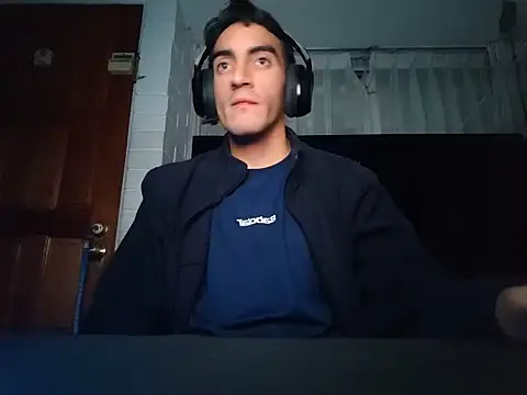 Snapshot of TommyMomentum chatting on 20, 3, 2026 TommyMomentum online show from 20, 3, 2026