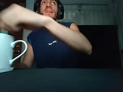 Snapshot of TommyMomentum chatting on 3, 4, 2026 TommyMomentum online show from 3, 4, 2026