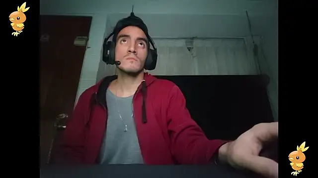 Snapshot of TommyMomentum chatting on 21, 4, 2026 TommyMomentum online show from 21, 4, 2026