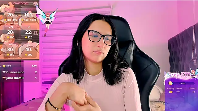 Snapshot of Luniverse chatting on 18, 12, 2024 Luniverse online show from 18, 12, 2024