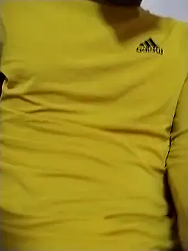 Snapshot of MidnightHunger chatting on 24, 4, 2026 MidnightHunger online show from 24, 4, 2026