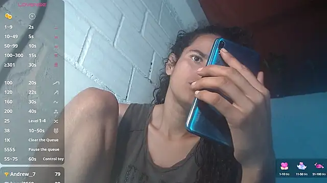 Snapshot of jasminne_ chatting on 9, 10, 2025 jasminne online show from 9, 10, 2025