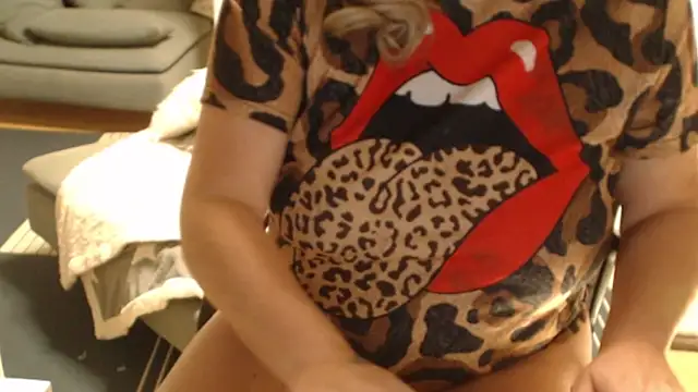 Snapshot of KimMitchelli chatting on 31, 1, 2026 KimMitchelli online show from 31, 1, 2026