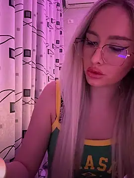 mollyxxx online show from 12, 12, 2024