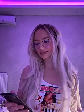 mollyxxx online show from 13, 1, 2025