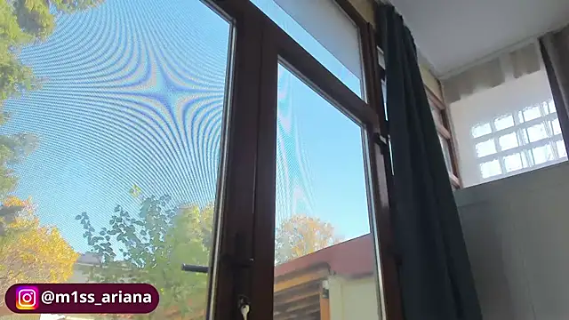 Snapshot of Miss_Ariana_ chatting on 2, 11, 2025 Miss Ariana  online show from 2, 11, 2025